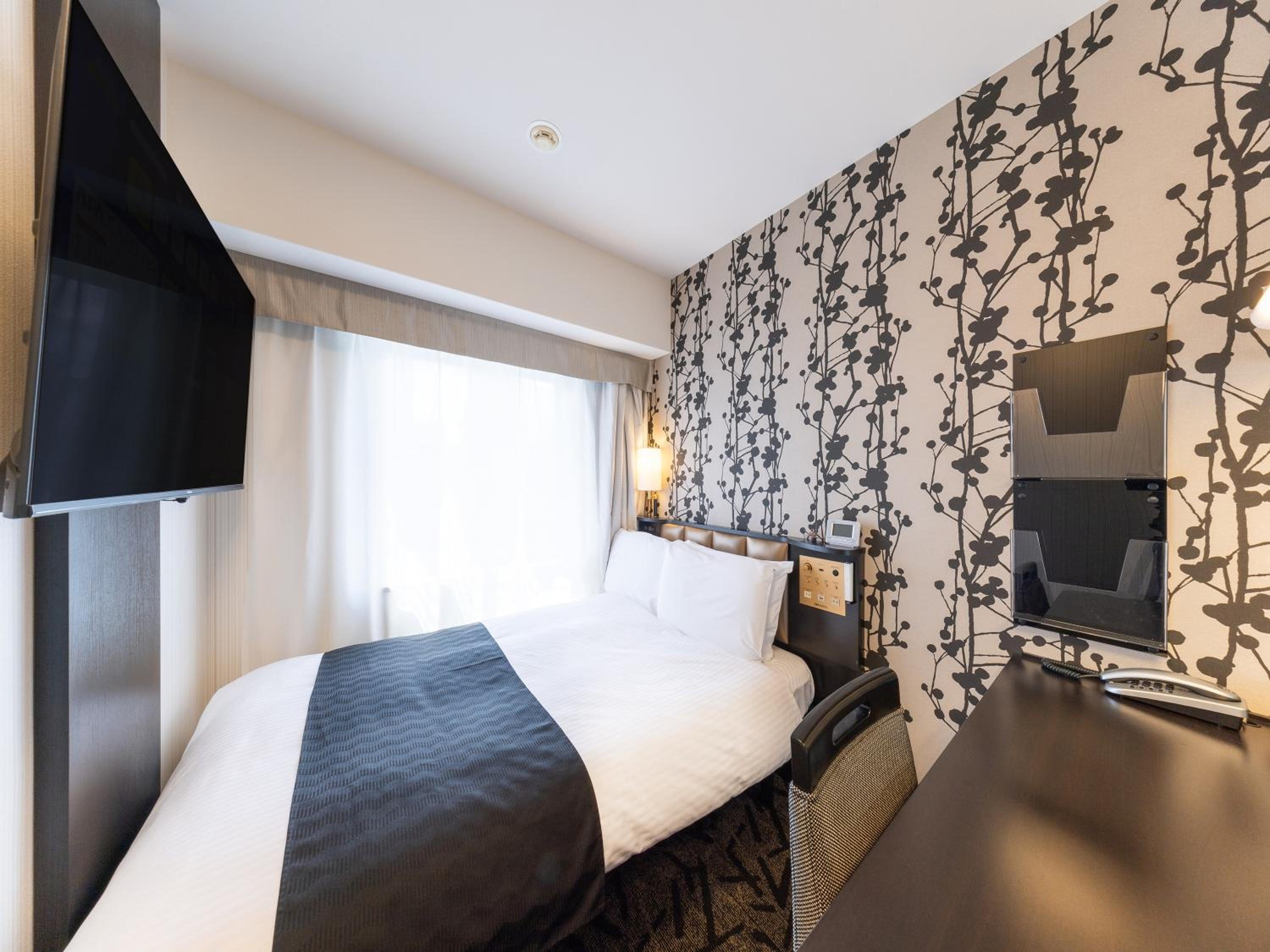 Semi Room, Semi Double Bed, Small