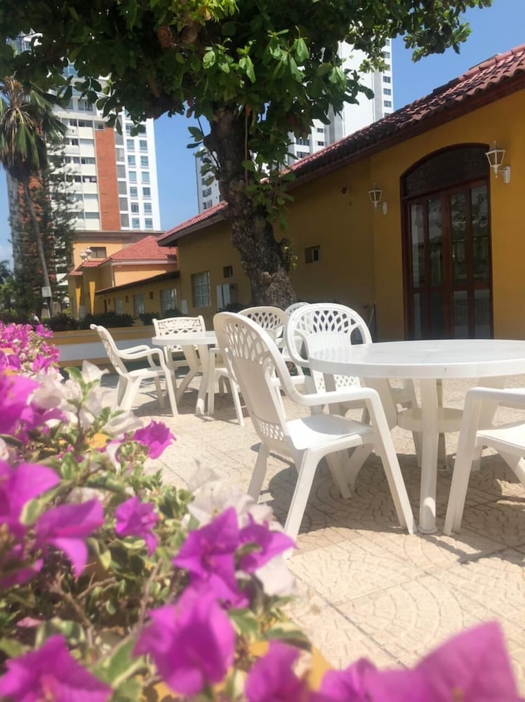 Hotel San Martin 38/49