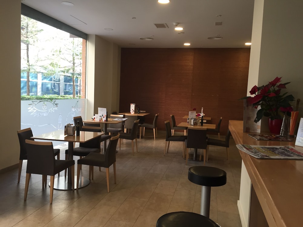 Apartamentos Plaza Picasso 56/71