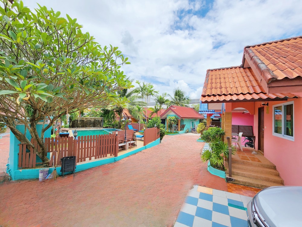 Phaithong Sotel Resort 46/50