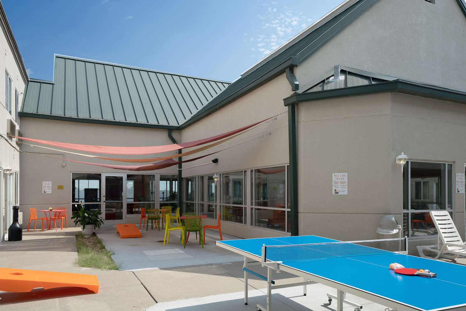 Omaha Zoo Hotel 2/16
