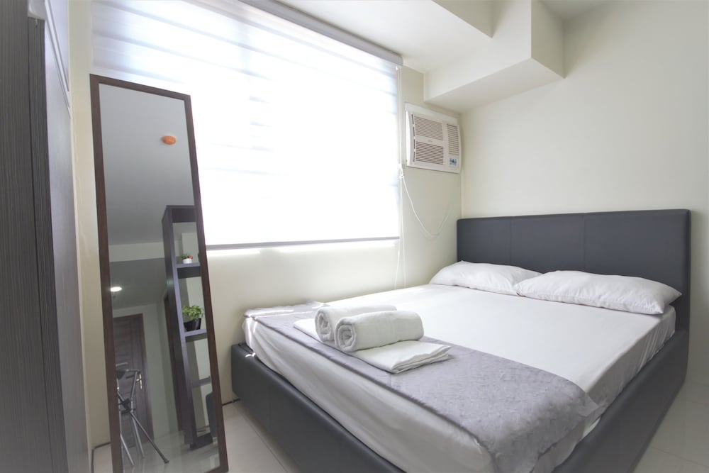 Ecj Cozy Studio Units At Horizons 101 26/50