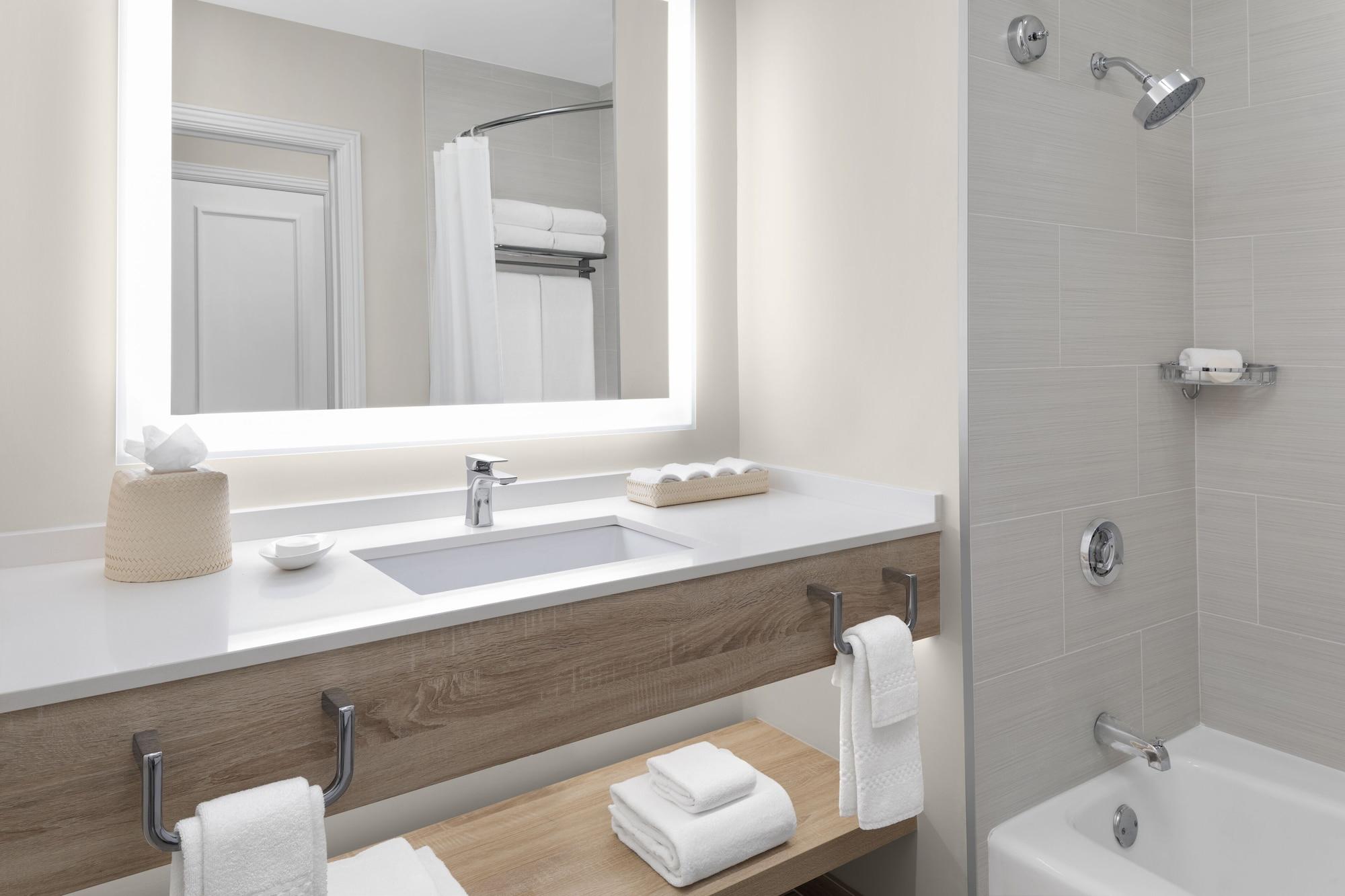 1 Bedroom, Imperial, Regal, Suite
