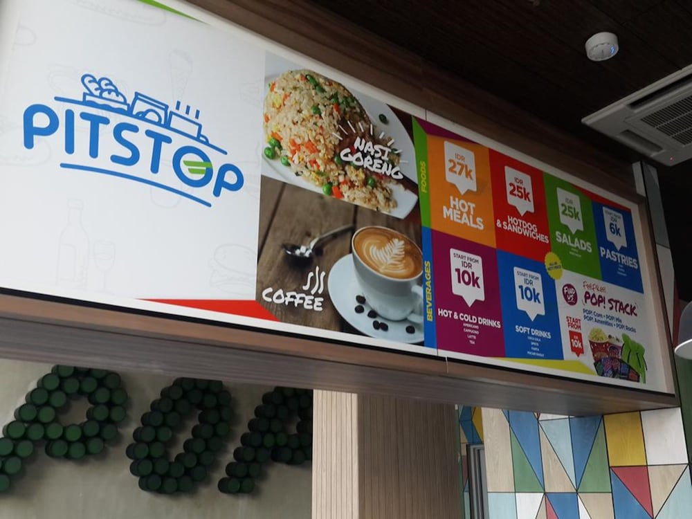 Pop Hotel Pasar Baru Jakarta 8/24