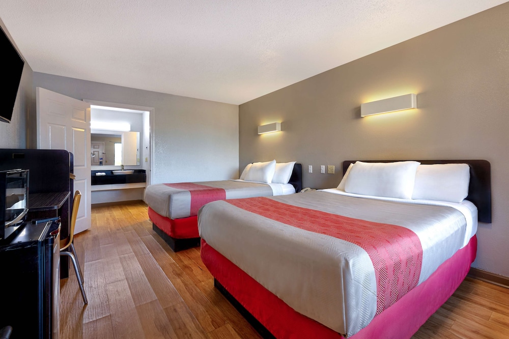 Motel6 Cookeville, TN 22/54