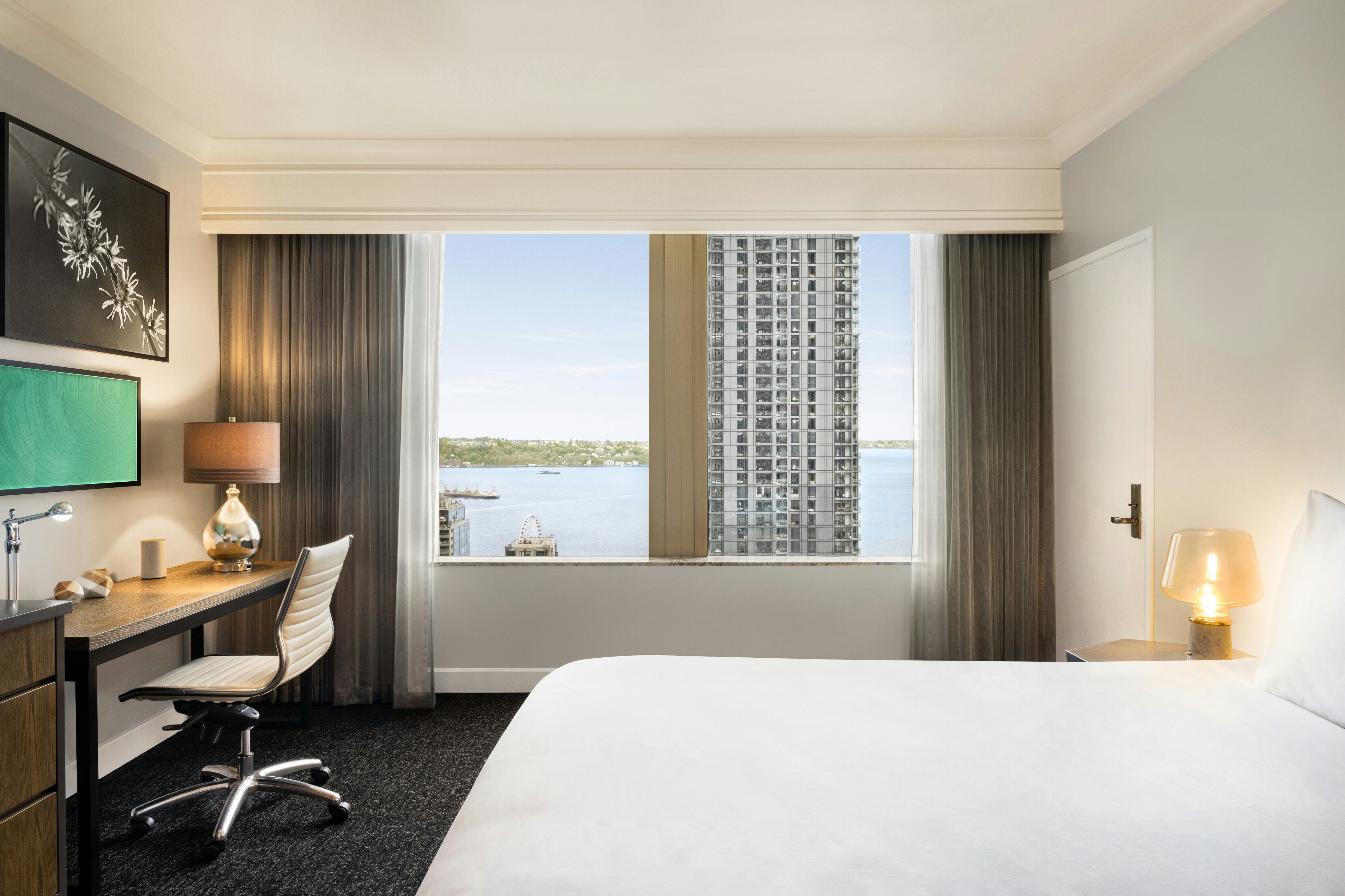 Room, King Bed, Partial Water View