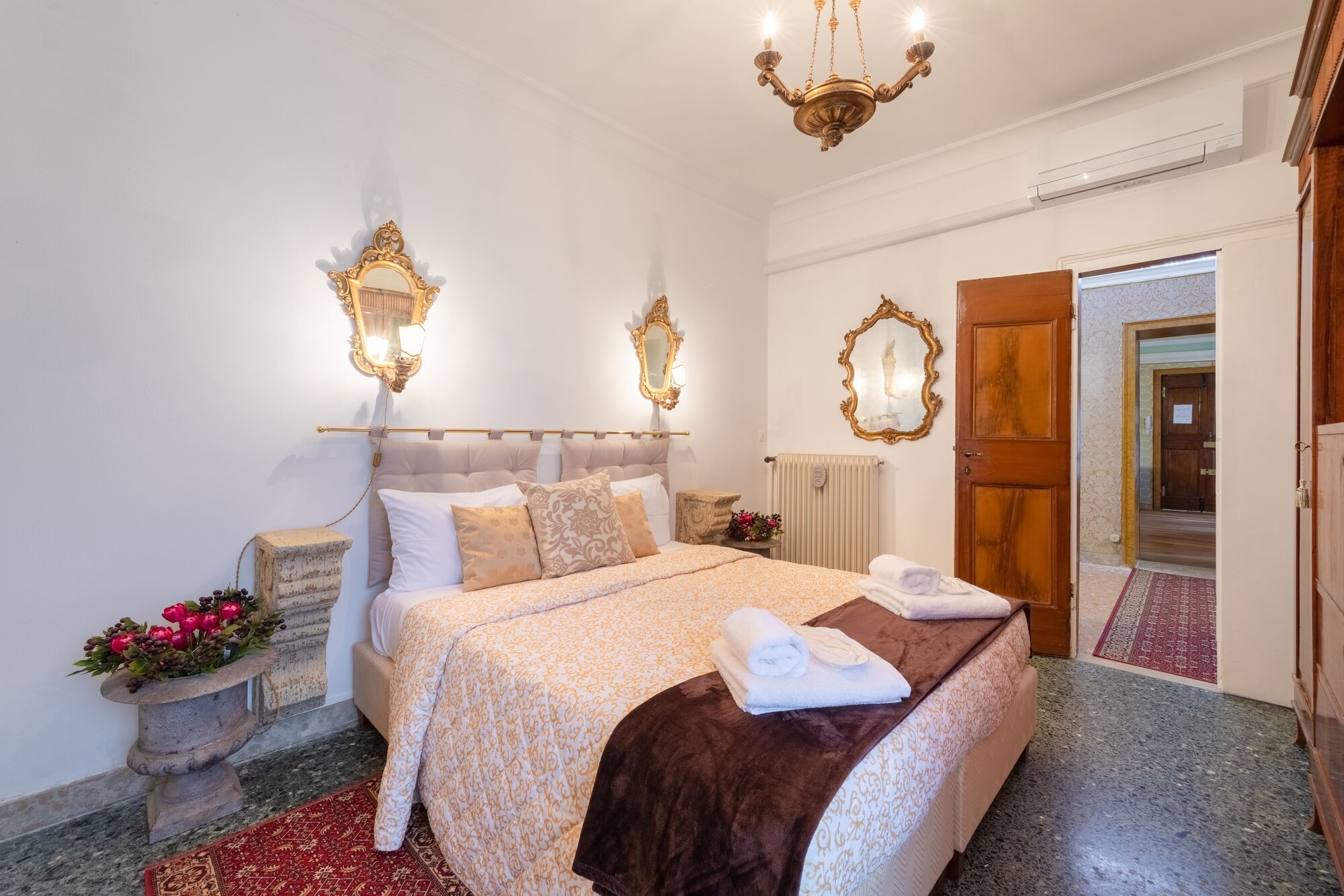 2 BEDROOMS, DELUXE, APARTMENT, ANNEX