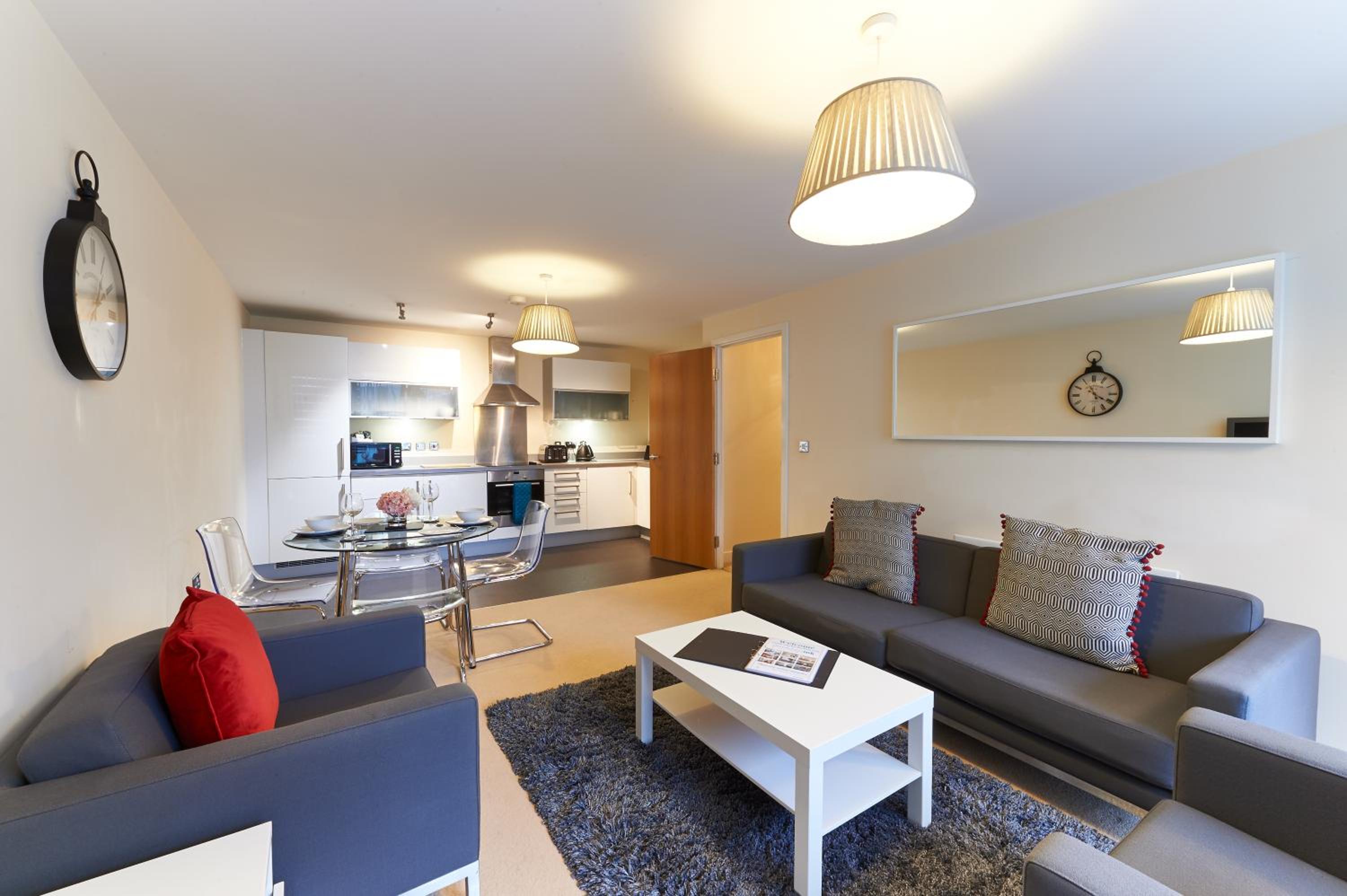 VIZION SERVICED APARTMENTS 26/50