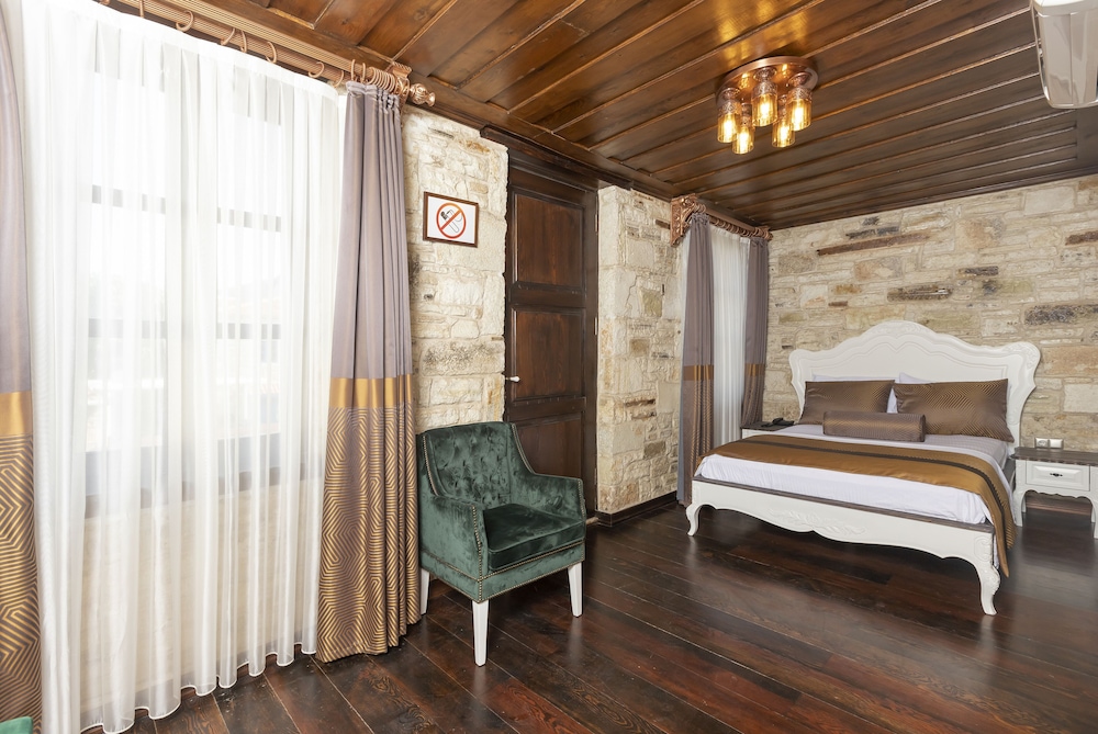 Marina Foca Hotel 33/50