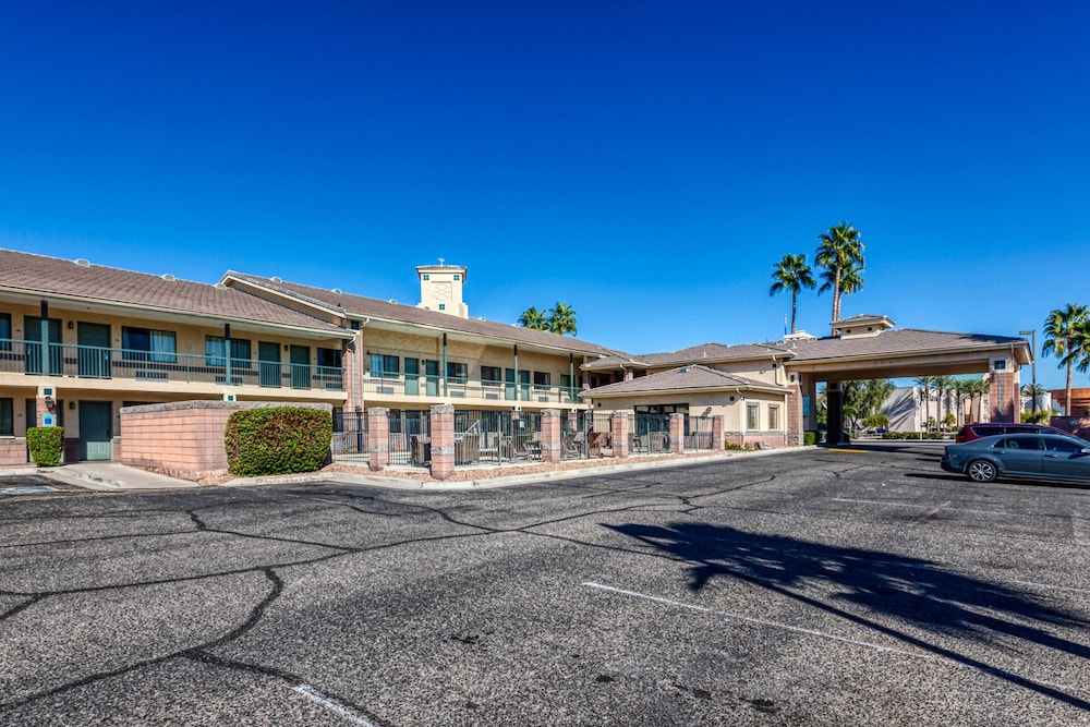 The Hotel Serene Glendale Peoria, Surestay Collection by BW 4/27