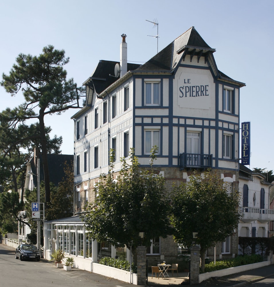 INTER-HOTEL LE SAINT PIERRE 4/50