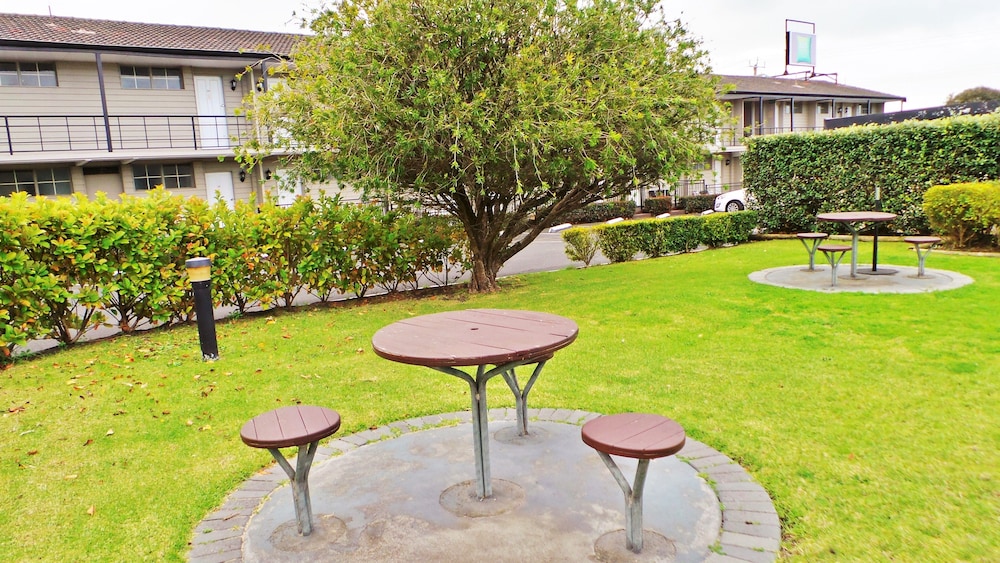 Ibis Styles Albany 53/59