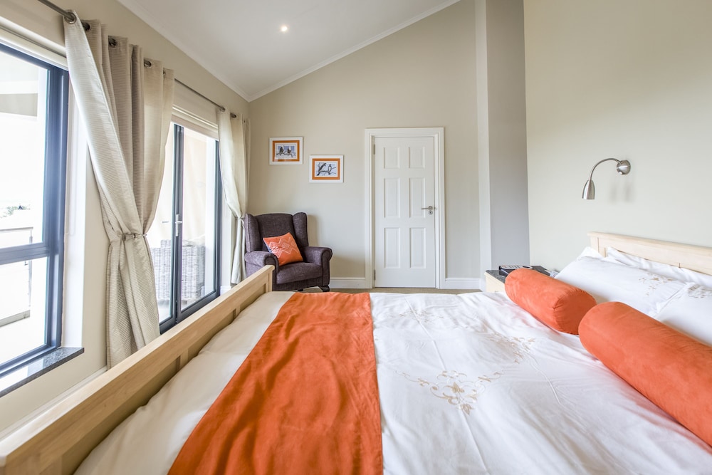 Orange Inn Knysna 6/46