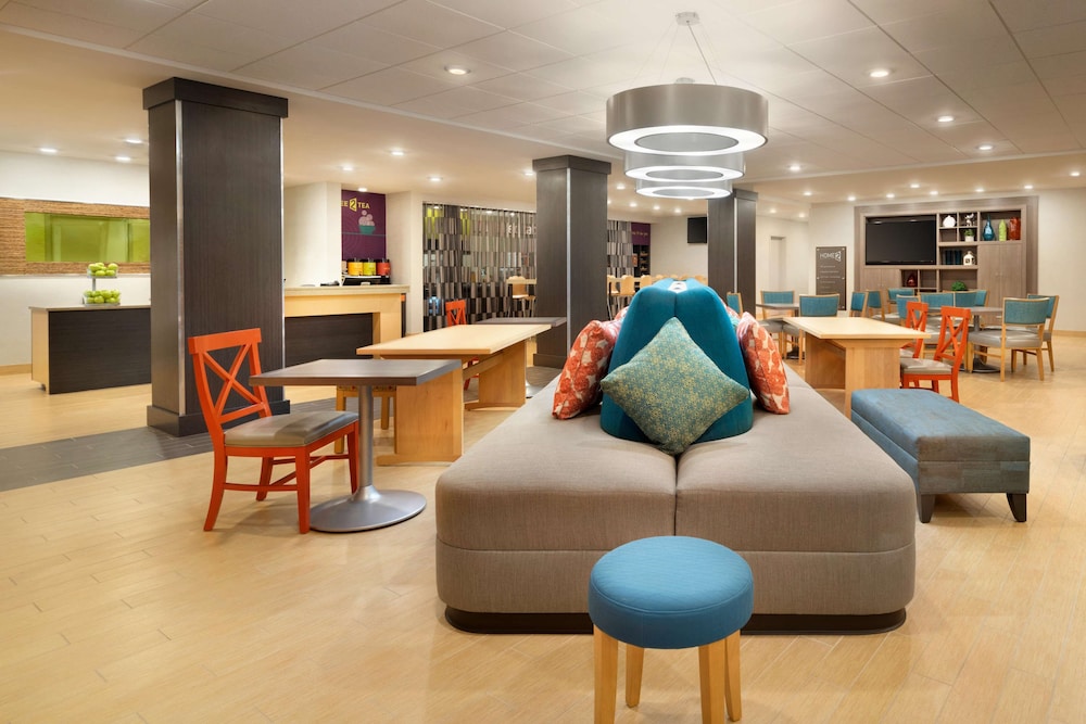 Home2 Suites By Hilton-Roanoke 34/52
