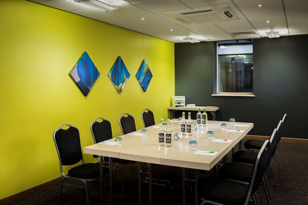 Park Inn By Radisson Peterborough 51/57