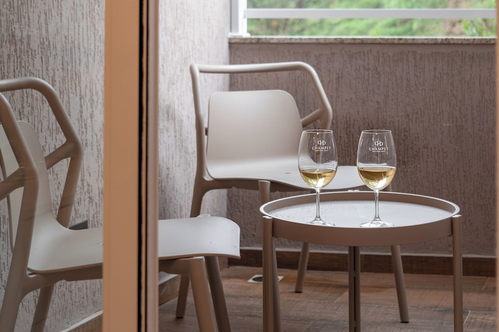 Champet Boutique Hotel 41/50