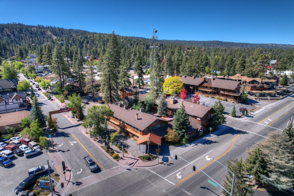 Robinhood Resort 61/69