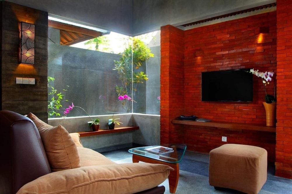Bracha Villas 31/46