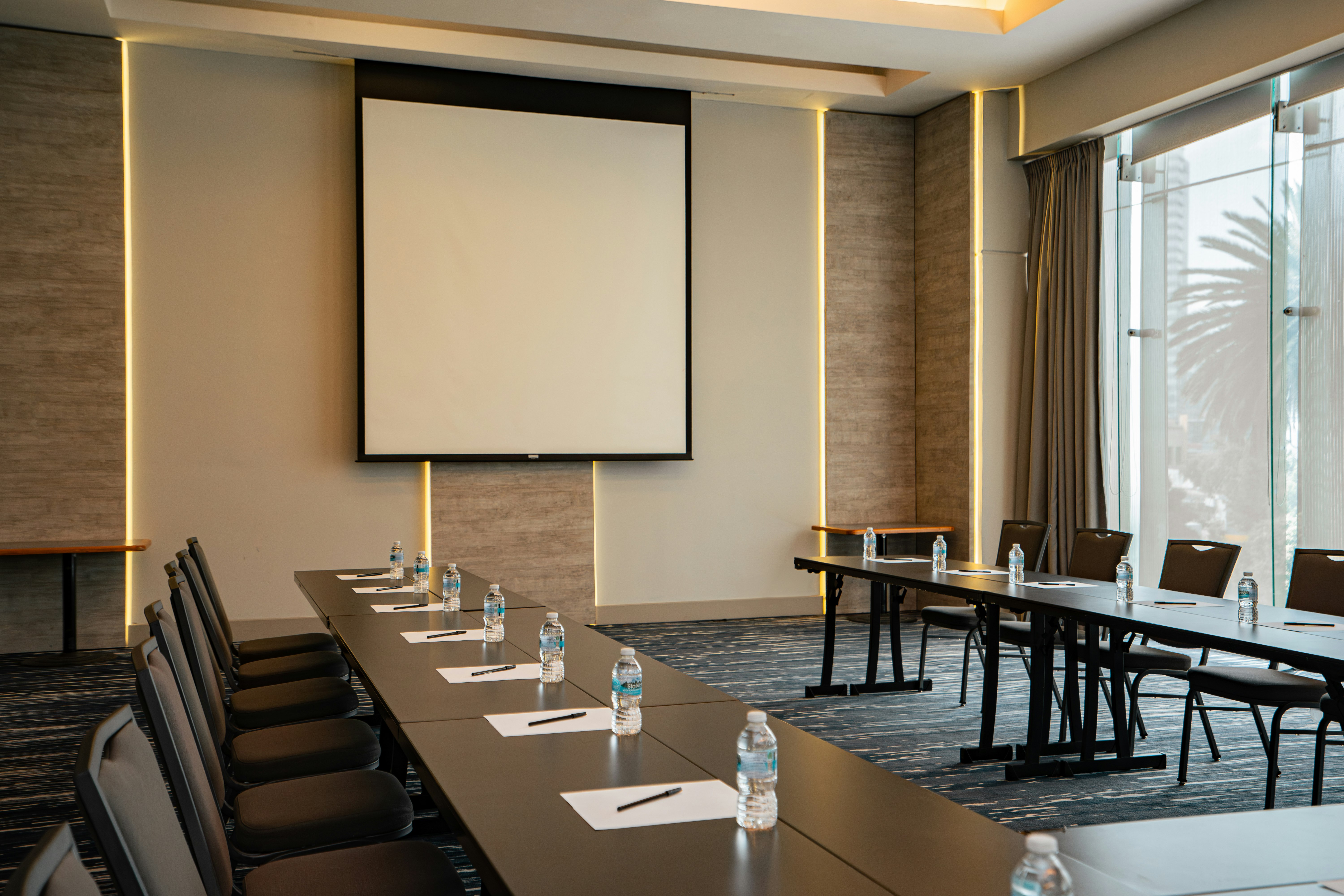 Hilton Garden Inn Mexico City Santa Fe 55/73