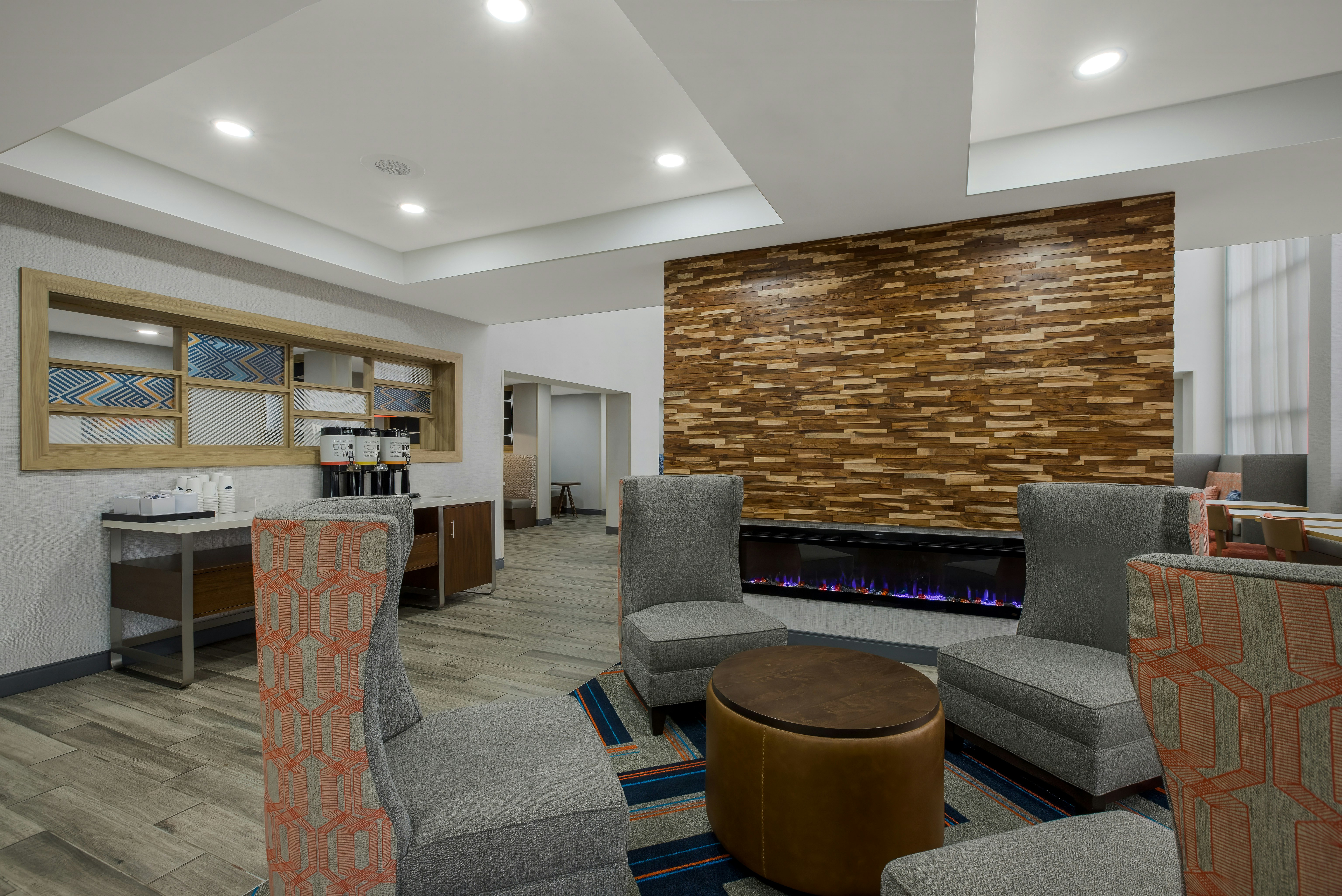 Hampton Inn Linden 42/75