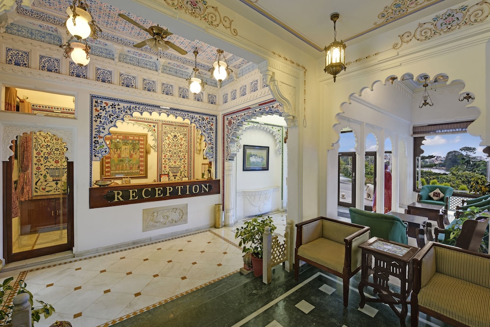 Hotel Swaroop Vilas 10/49