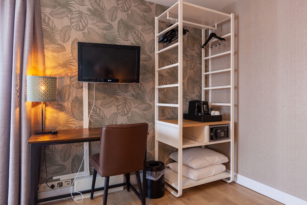 Amsterdam Airport Hotel Uithoorn 65/75