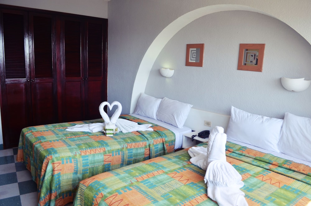 CARIBE INTERNACIONAL CANCUN 27/71