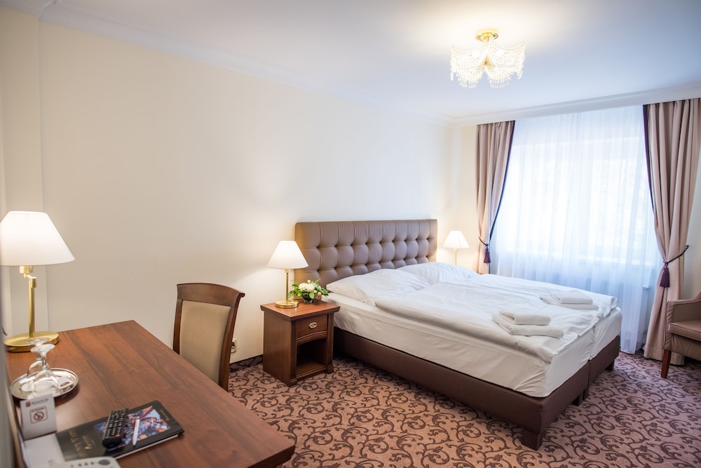 Windsor Spa Hotel 16/70