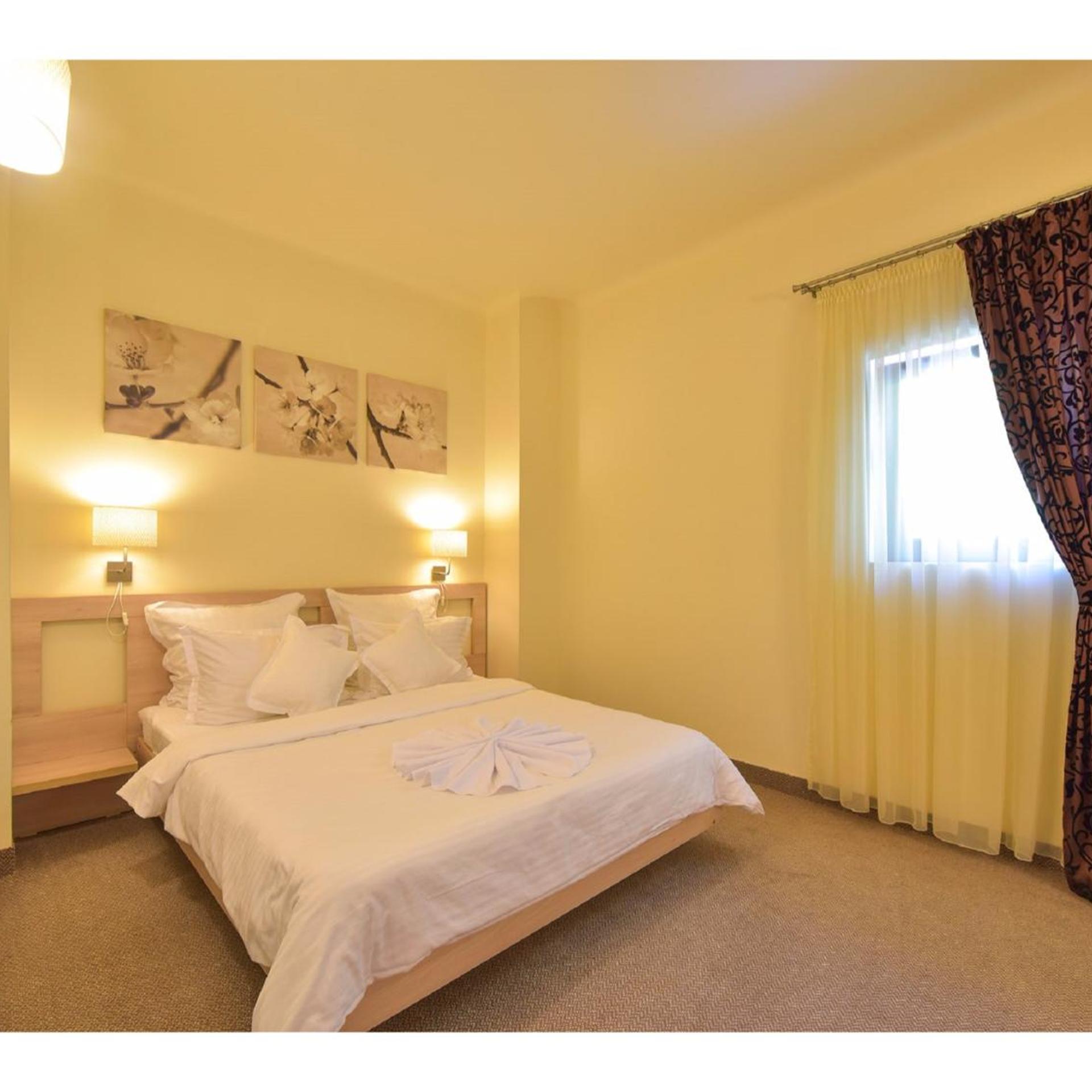 Villa, Apartment