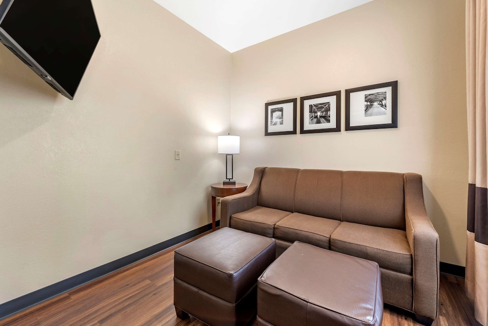 Comfort Inn Crawfordsville 22/33