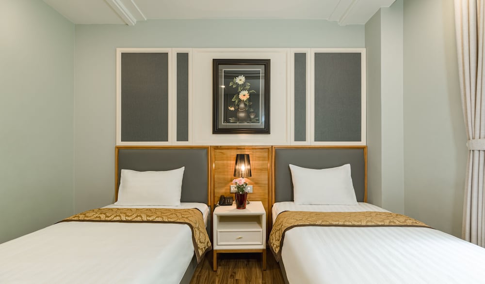 Bali Hotel 25/90