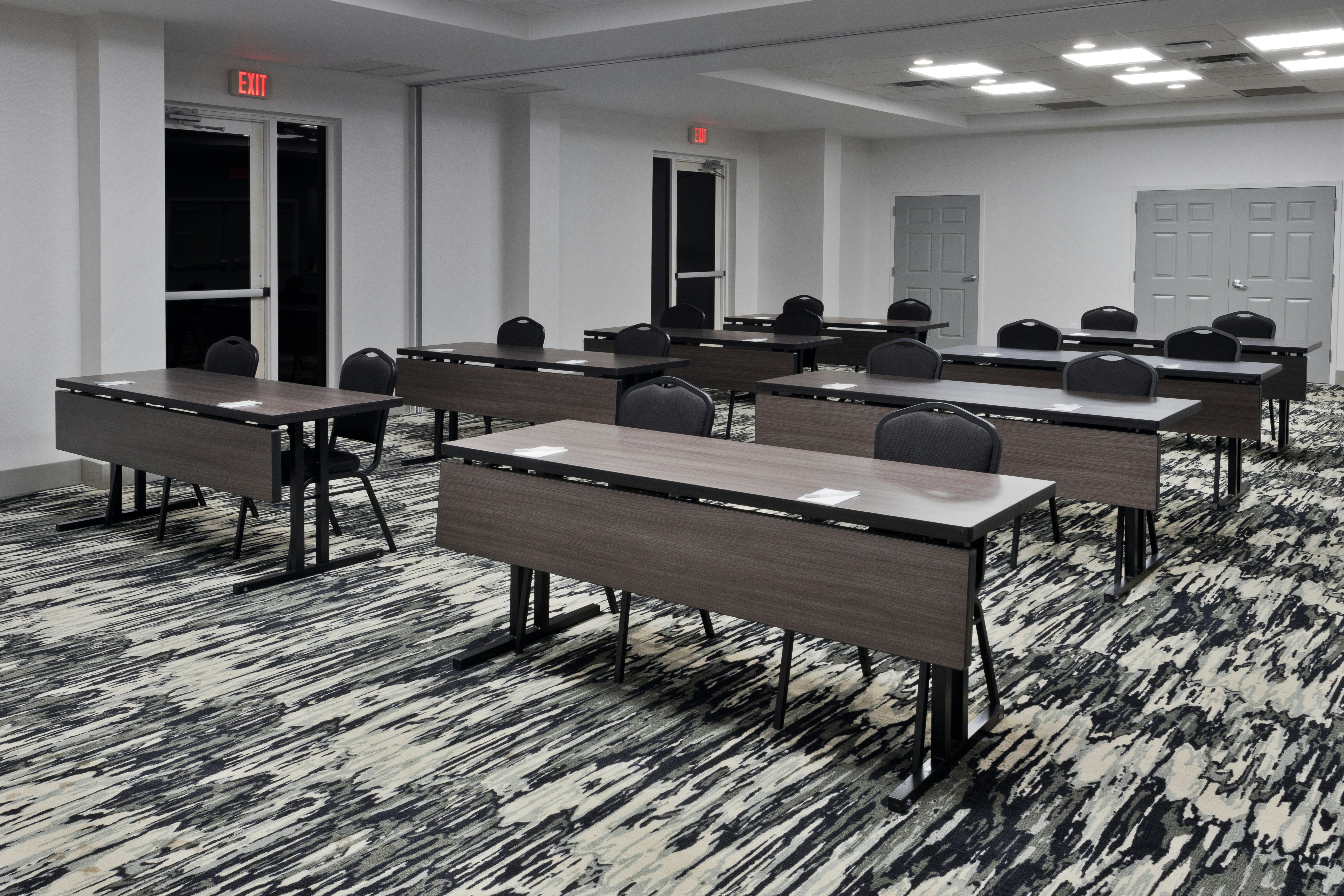 Hilton Garden Inn Birmingham Lakeshore Drive 19/27