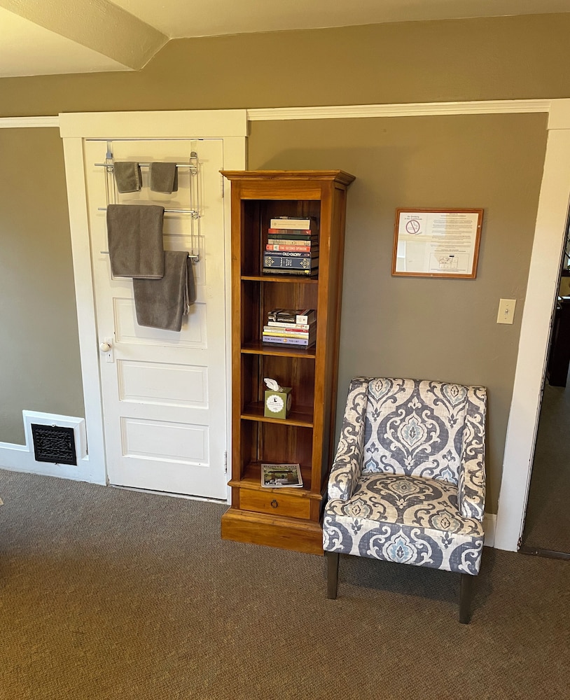 Portland International Guesthouse 11/50