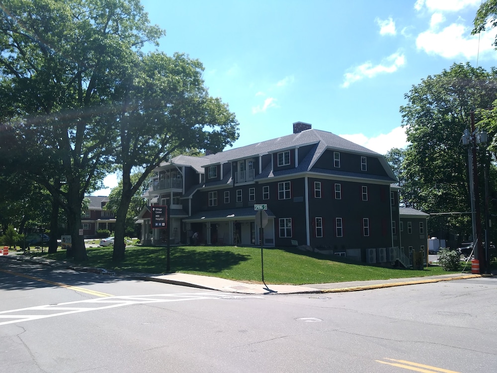 The Inn on Mount Desert 4/66