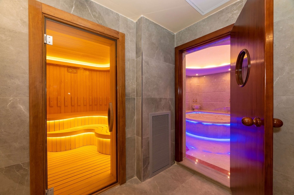 Ramada by Wyndham Istanbul Pera 32/50