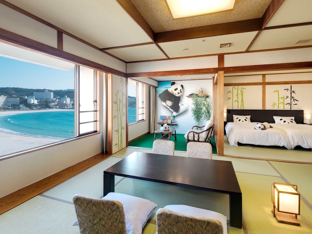 Japanese, Design, Panda, Twin Beds, 3 Futon Beds, Ocean View