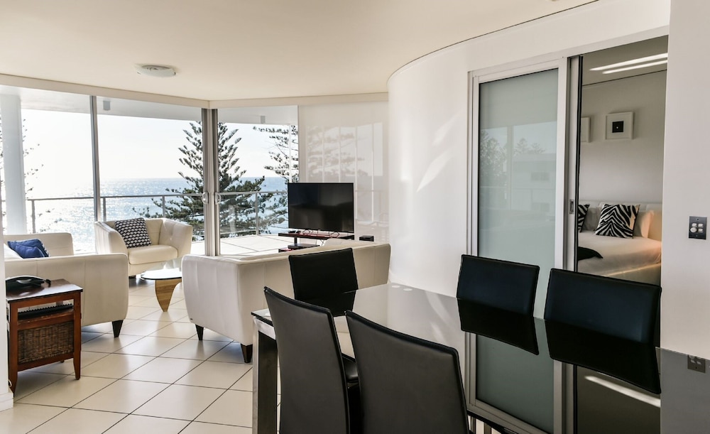 C Bargara Resort 61/73