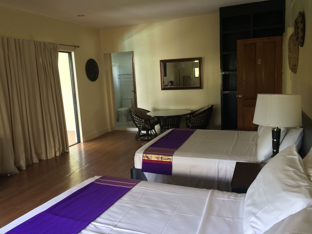 Domicilio Lorenzo Apartelle 15/71