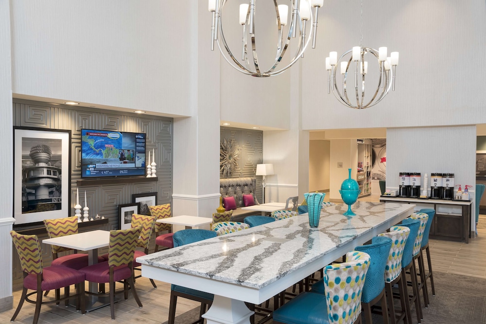 Hampton Inn Suites By Hilton Chicago Schaumburg Il 35/50