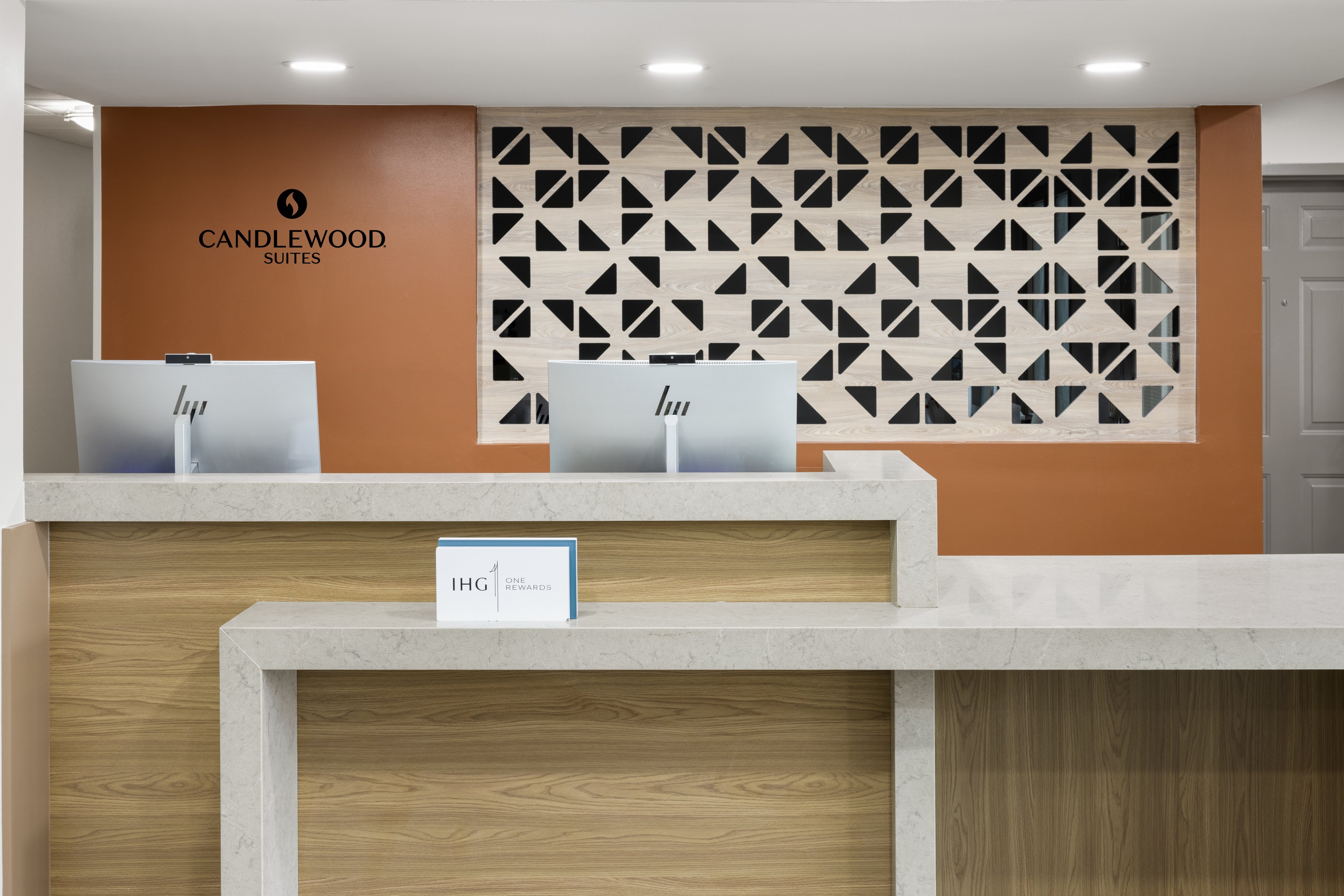Candlewood Suites Williamsport 8/77