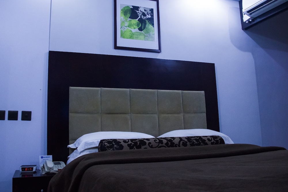 Best Western Starfire Hotel 16/75