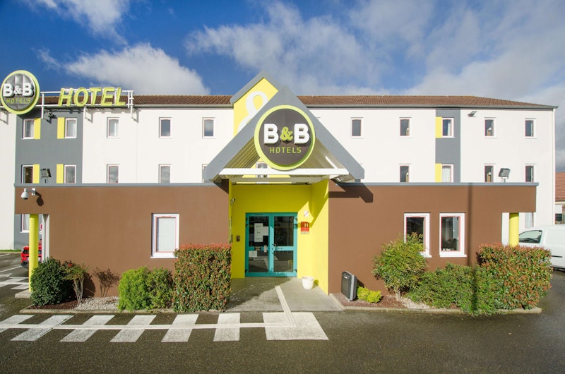 B&B HOTEL Chartres Le Coudray in LE COUDRAY