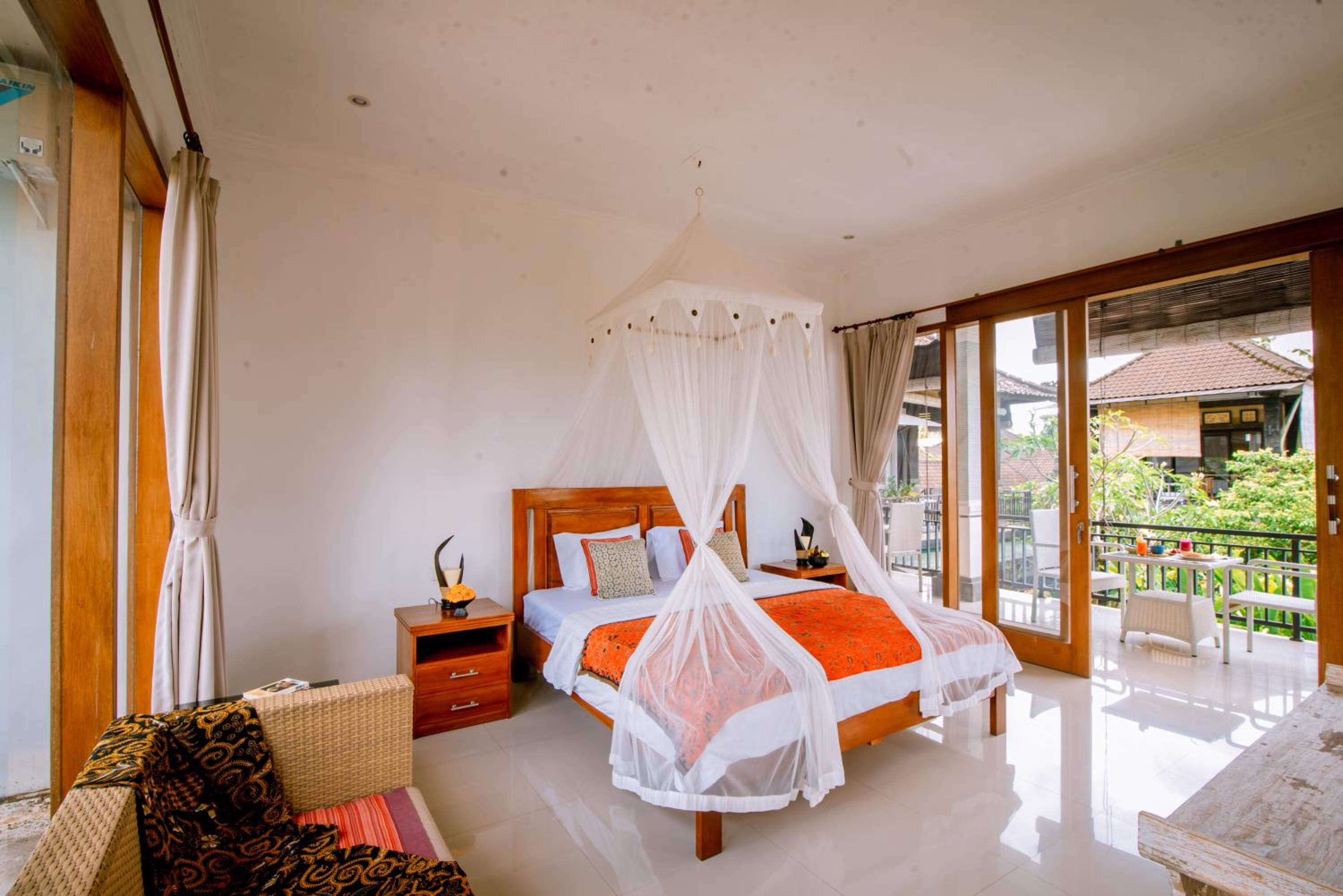 Suite, Double Bed
