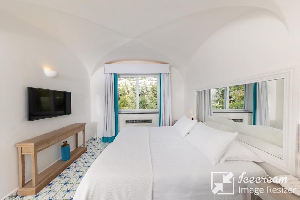 Hotel Mamela 26/75