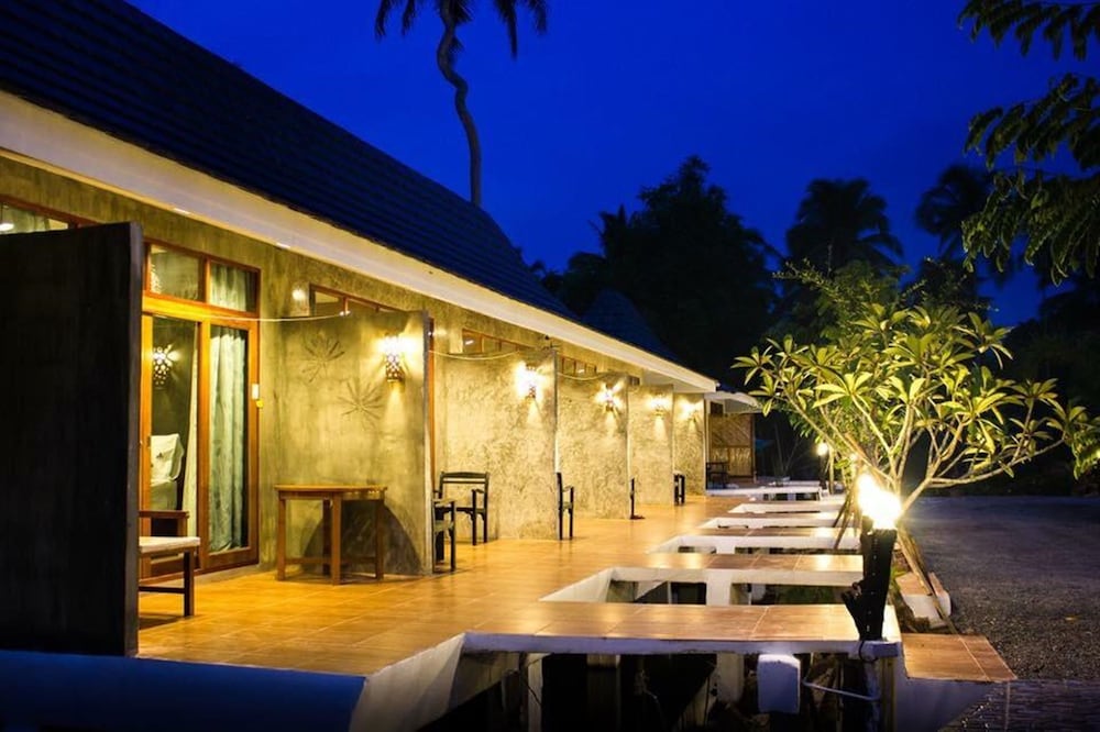 Ruean Thai Nai Bang By Pansak Resort 5/66