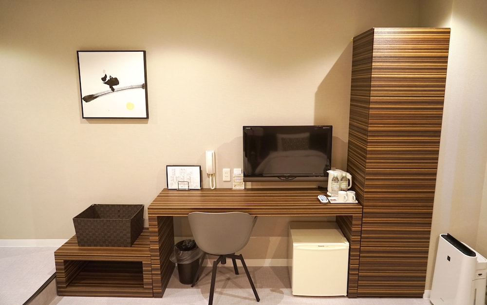 Hotel 88 Shinsaibashi 67/74