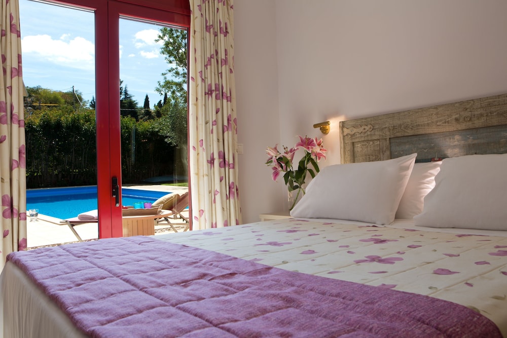 Exanthia Villas 20/50