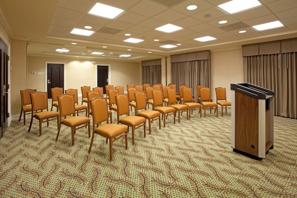 Holiday Inn Express Hotel And Suites Newberry 52/55