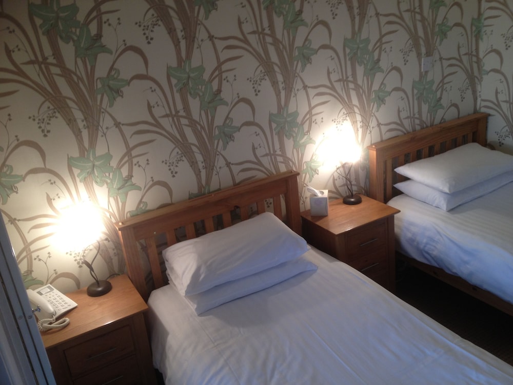The Moorland Hotel 14/50