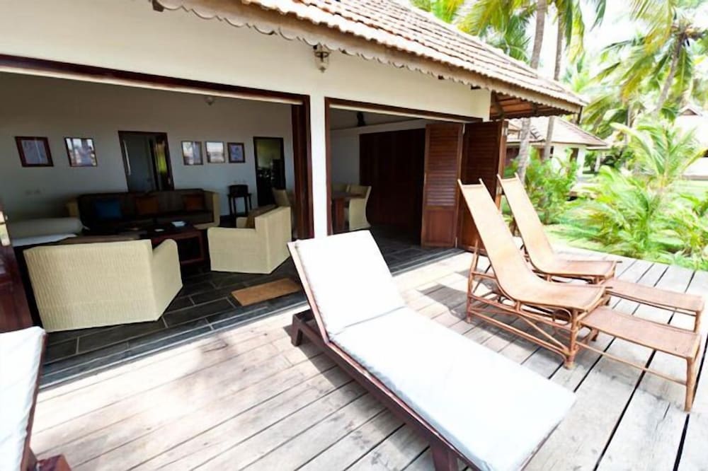 KANAN BEACH RESORT 2/44